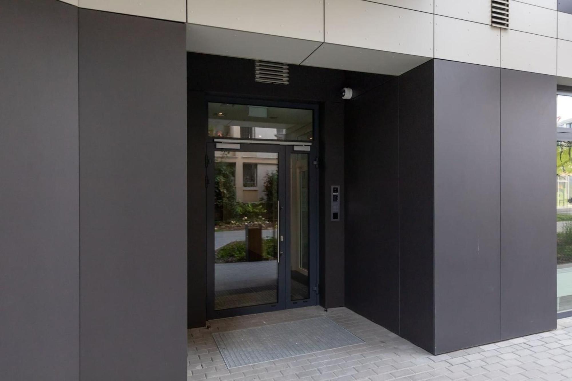 Aleja Solidarnosci 60B II By Noclegi Renters Varsóvia Exterior foto